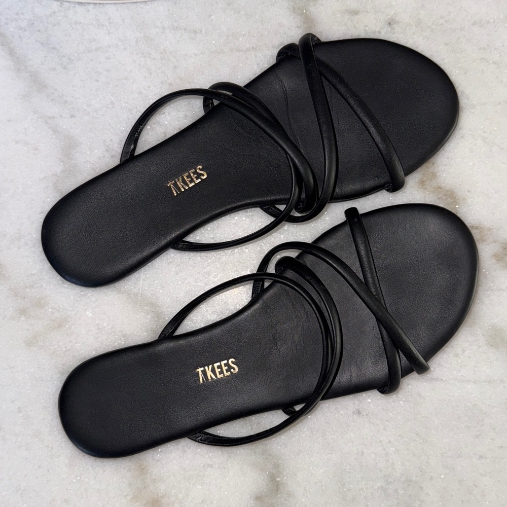 Great condition! TKEES multi strap sandals